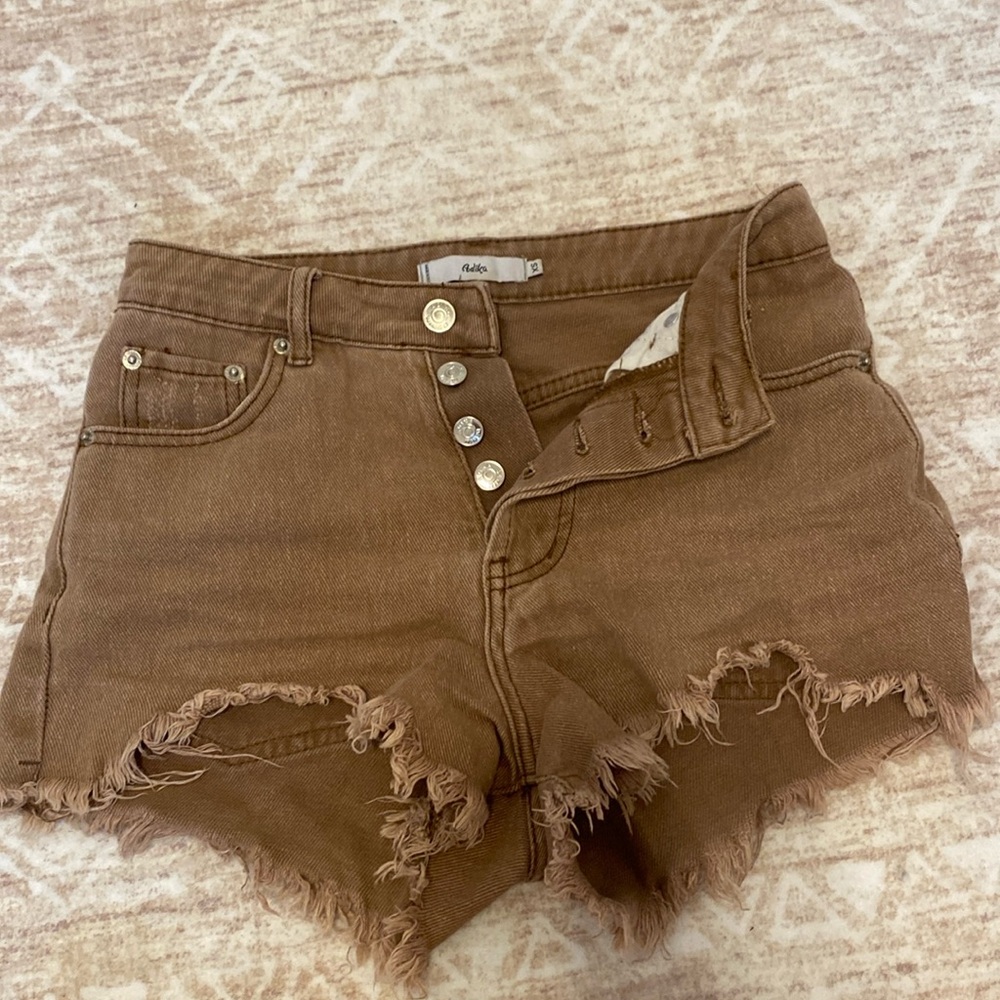 Edikted Light brown jean shorts